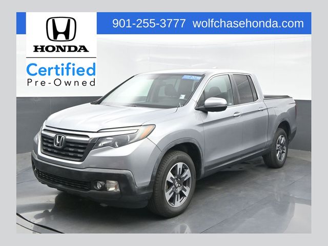 Silver 2018 Honda Ridgeline Pickup Truck All-Wheel Drive 6-Speed Automatic
