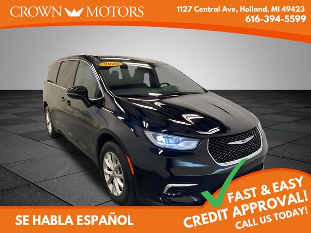 Diamond Black 2025 Chrysler Pacifica Minivan All-Wheel Drive 9-Speed Automatic