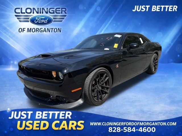 Pitch Black Clearcoat 2021 Dodge Challenger R/T Scat Pack RWD Coupe Rear-Wheel Drive 8-Speed Automatic