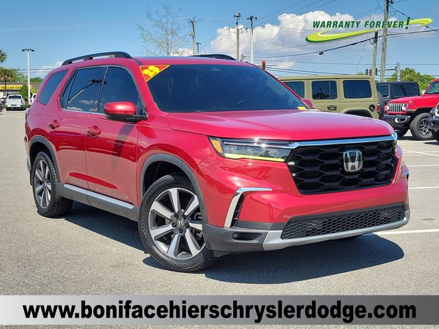 2023 Honda Pilot Touring FWD