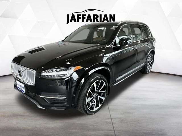 Onyx Black Metallic 2018 Volvo XC90 SUV / Crossover Automatic