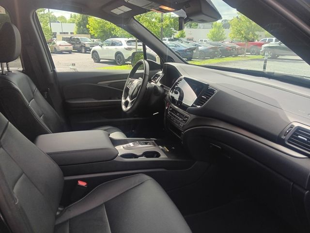 Used 2025 Honda Passport SUV