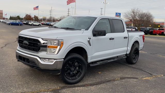 2022 Ford F-150 XLT 4