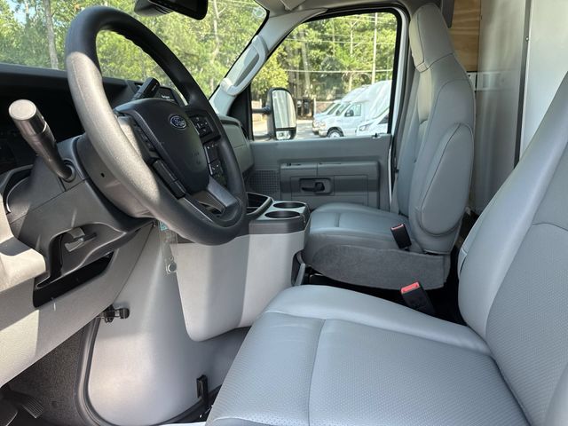 New 2027 White Ford 12FT BOX/RAMP image 18