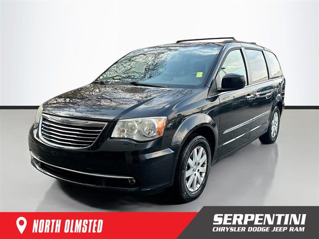 2015 Chrysler Town & Country Touring FWD