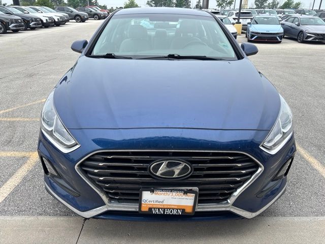 Used 2019 Lakeside Blue Hyundai SE image 2