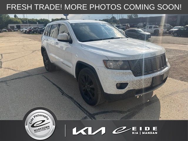 Bright White Clearcoat 2013 Jeep Grand Cherokee SUV / Crossover Four-Wheel Drive 6-Speed Automatic