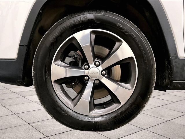 2020 Jeep Cherokee Limited White at Subaru and VW of Moon Township