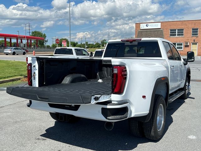 2024 GMC Sierra 3500HD Denali 13