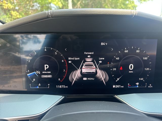 Used 2025 White Nissan SL image 19