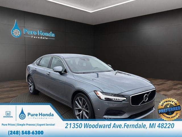 2018 Volvo S90 T5 Momentum AWD