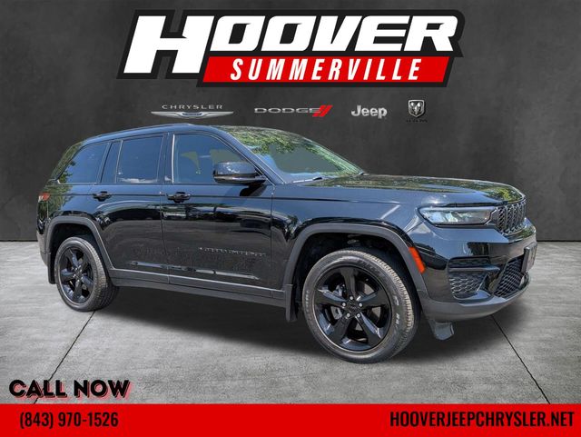 Diamond Black Crystal Pearlcoat 2024 Jeep Grand Cherokee SUV / Crossover Four-Wheel Drive 8-Speed Automatic