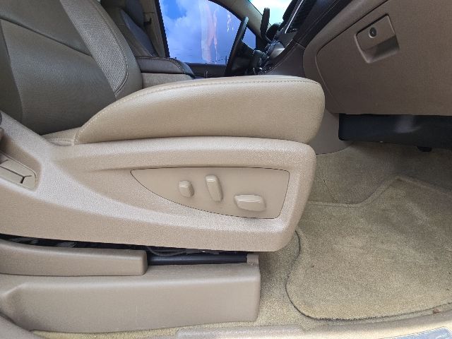 2016 Chevrolet Tahoe LTZ:167577C