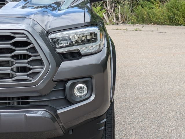 2020 Toyota Tacoma TRD Sport 14