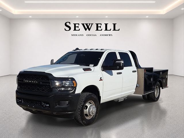 Bright White Clearcoat 2023 RAM 3500 Chassis Pickup Truck Four-Wheel Drive 6-Speed Automatic