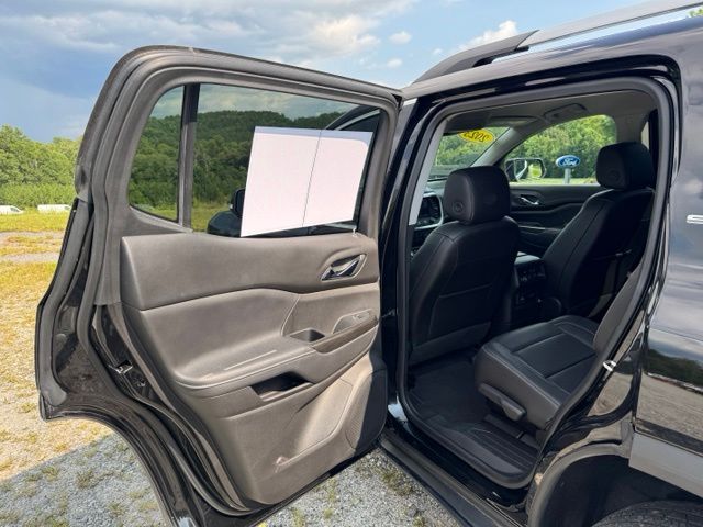 Used 2023 Black GMC SLT image 13
