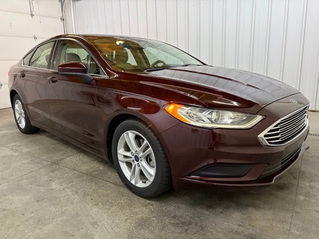 Red (Burgundy Velvet Metallic Tinted Clearcoat) 2018 Ford Fusion Sedan Front-Wheel Drive 6-Speed Automatic