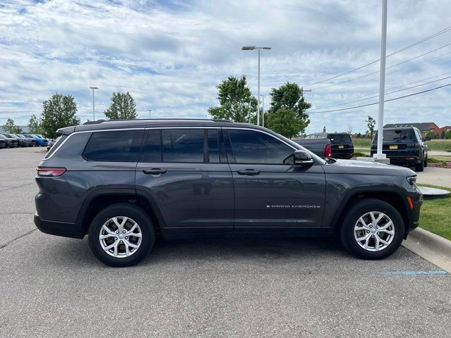 2022 Jeep Grand Cherokee L Limited - Gray Metallic exterior view 2