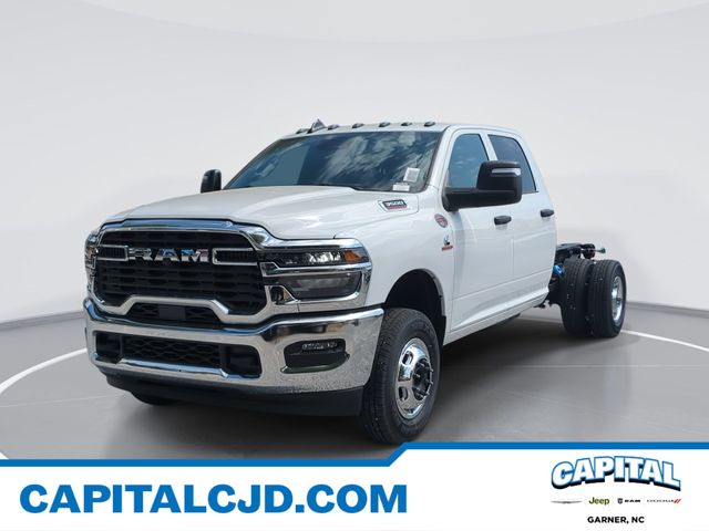 Bright White Clearcoat 2026 RAM 3500 Chassis Tradesman Crew Cab LB DRW 4WD Pickup Truck Four-Wheel Drive 8-Speed Automatic