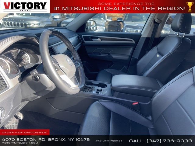 2021 Volkswagen Atlas 3.6L V6 SE w/Technology photo