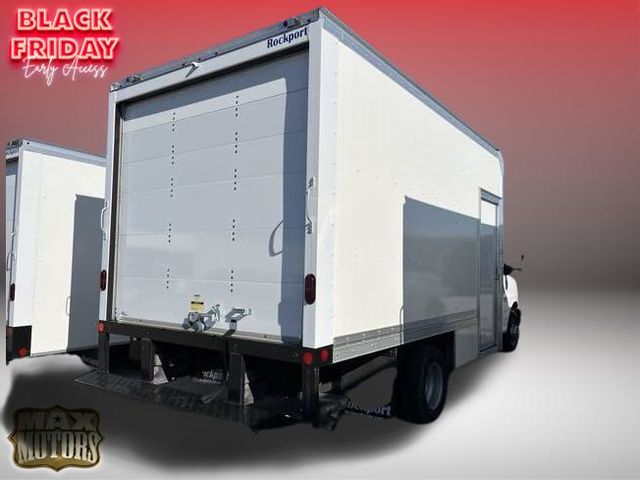 2023 GMC Savana 3500 Work Van 12