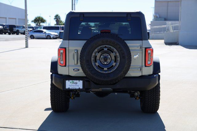 2025 Ford Bronco Outer Banks - 6