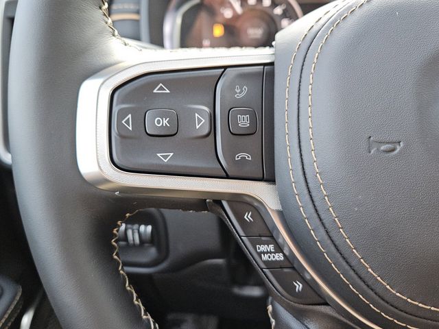 2026 Ram 1500 Tungsten Crew Cab 4x4 5'7" Box