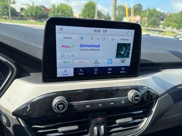 2021 Ford Escape Hybrid SE photo