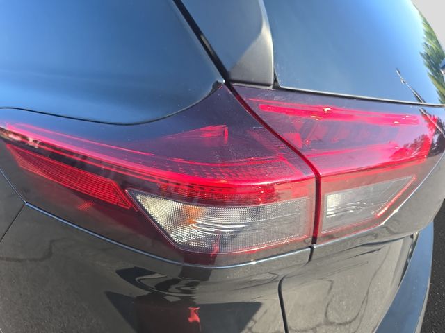 Used 2025 Nissan Rogue SUV