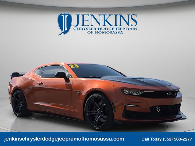 Vivid Orange Metallic 2023 Chevrolet Camaro Coupe Rear-Wheel Drive 6-Speed Manual