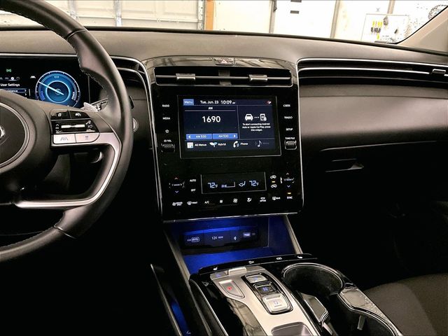 2022 Hyundai Tucson Hybrid SEL Convenience Black at Bob Ruth Ford