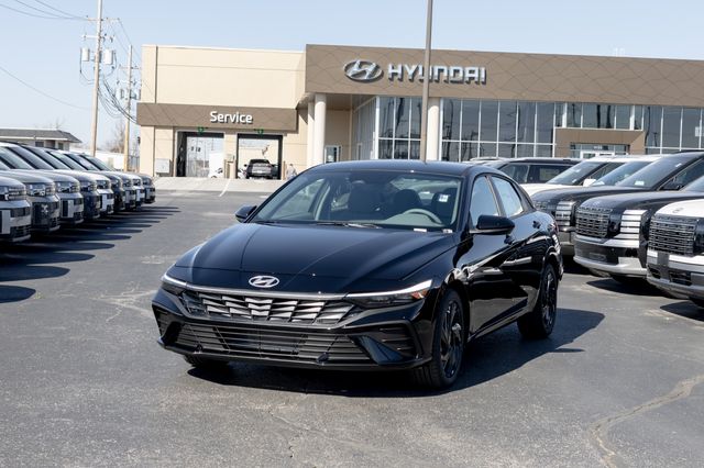 2026 Hyundai Elantra SEL Sport FWD