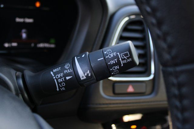 Used 2020  Honda Touring image 21