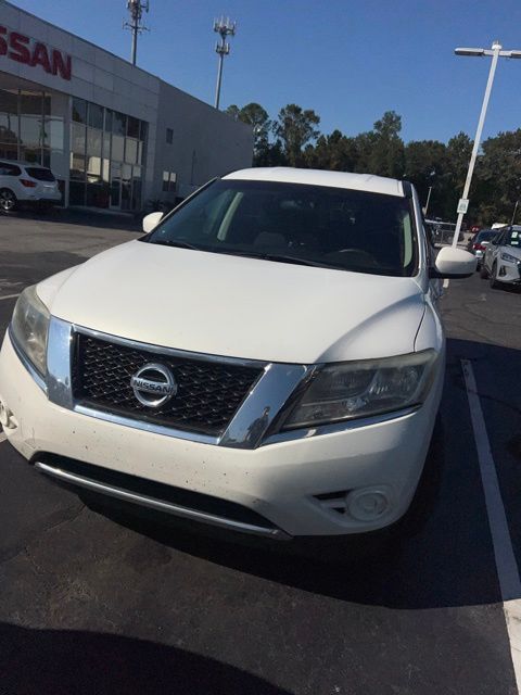 2014 Nissan Pathfinder S 4