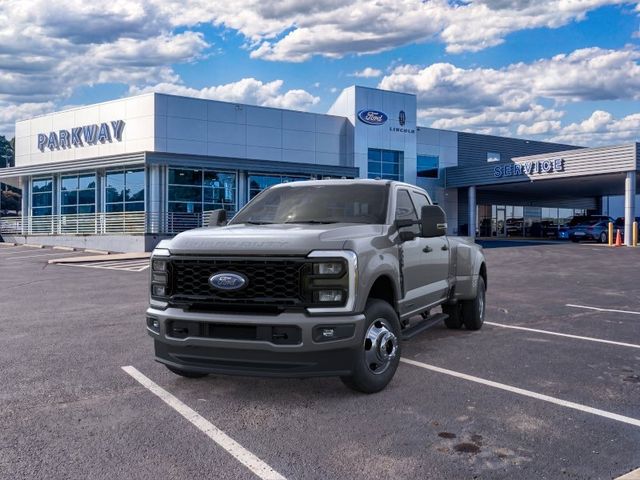 New 2026 Gray Ford XL image 2