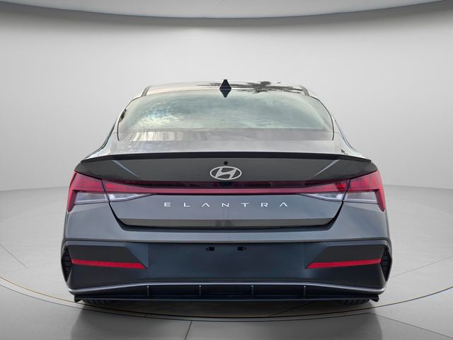 2026 Hyundai Elantra - $24,096