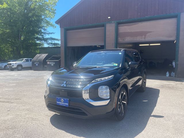 Used 2022 Mitsubishi Outlander SUV