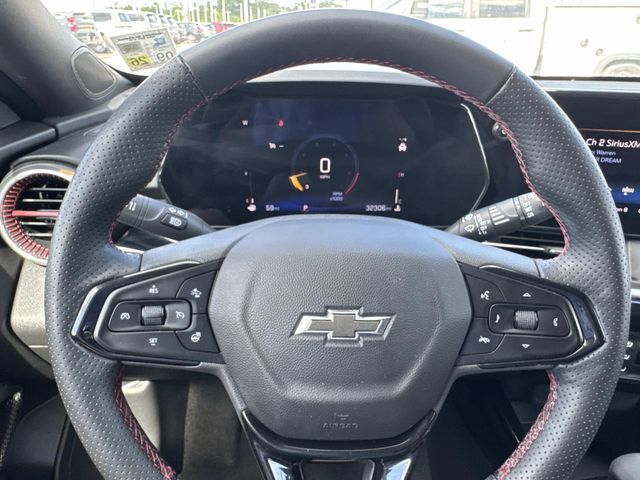 2025 Chevrolet Trax 2RS White at Ross Downing Buick GMC
