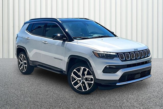 Silver Zynith Metallic Clearcoat 2025 Jeep Compass SUV / Crossover Four-Wheel Drive 8-Speed Automatic