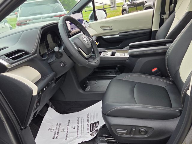 New 2026 Toyota Sienna Van