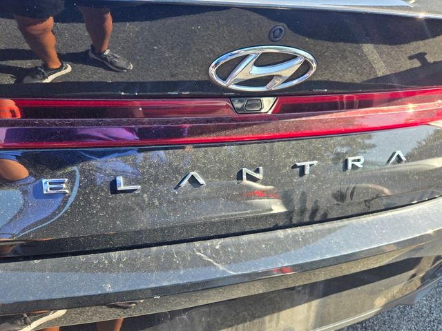 2023 Hyundai Elantra - $16,499