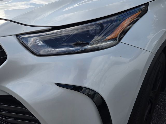 2023 Toyota Highlander - $37,999