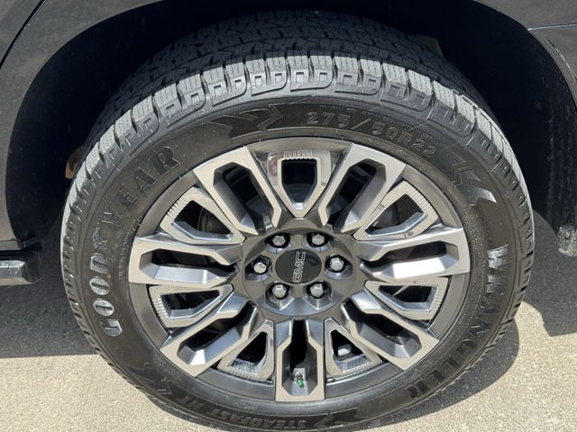 2023 GMC Yukon Denali Ultimate Black at Wharton Ford
