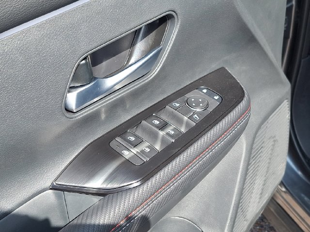 New 2026 Gray Nissan SR image 11