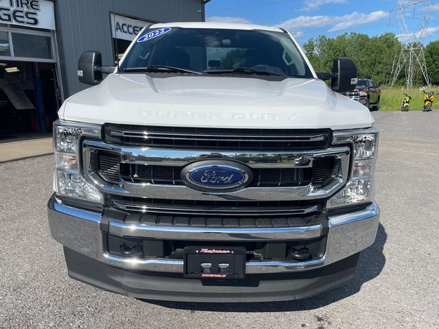 2022 Ford F-250SD XLT - Oxford White exterior view 2