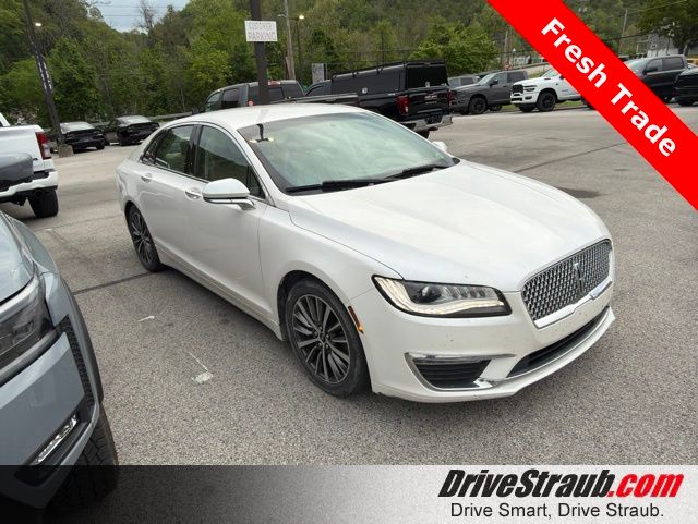 2017 Lincoln MKZ Premiere AWD's photo