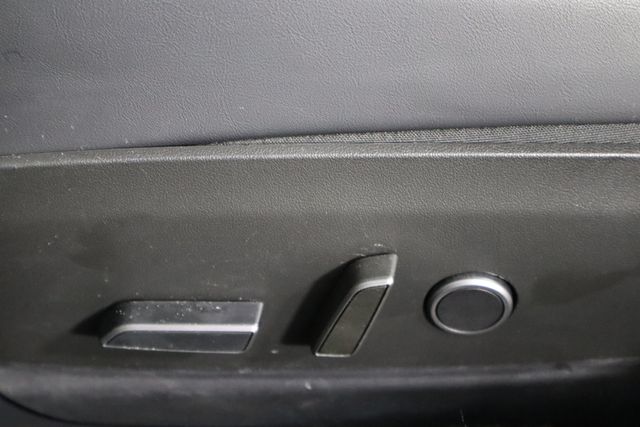 TeslaModel 319