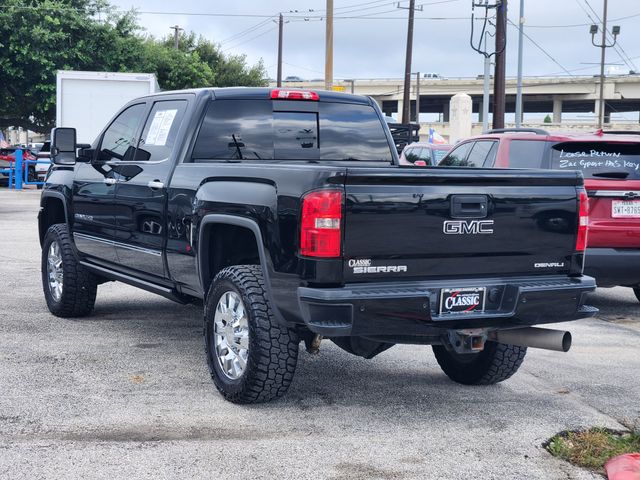 2017 GMC Sierra 2500HD Denali - 4