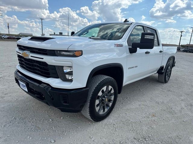 Summit White 2025 Chevrolet Silverado 2500HD Pickup Truck Four-Wheel Drive Automatic