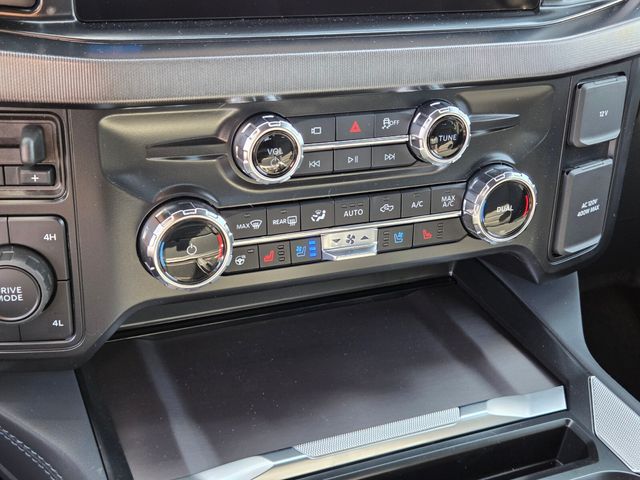 2026 Ford F-350 Super Duty Platinum - Photo 13